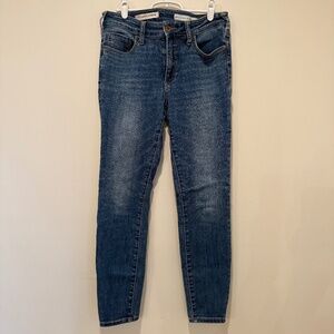 Pilcro High Rise Denim Size 28